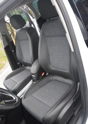 Opel Meriva cena 29900 przebieg: 82900, rok produkcji 2013 z Piekary Śląskie małe 352